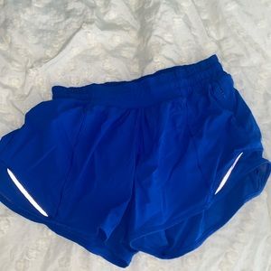 Lululemon lowrise hotty hot shorts